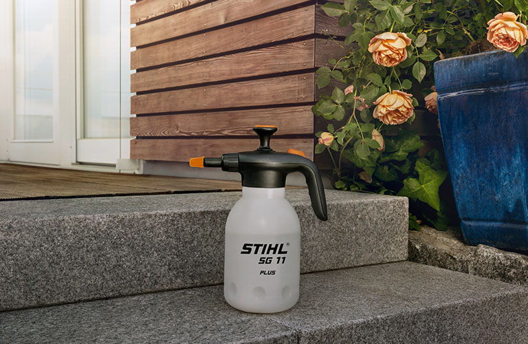 Sprayer holder